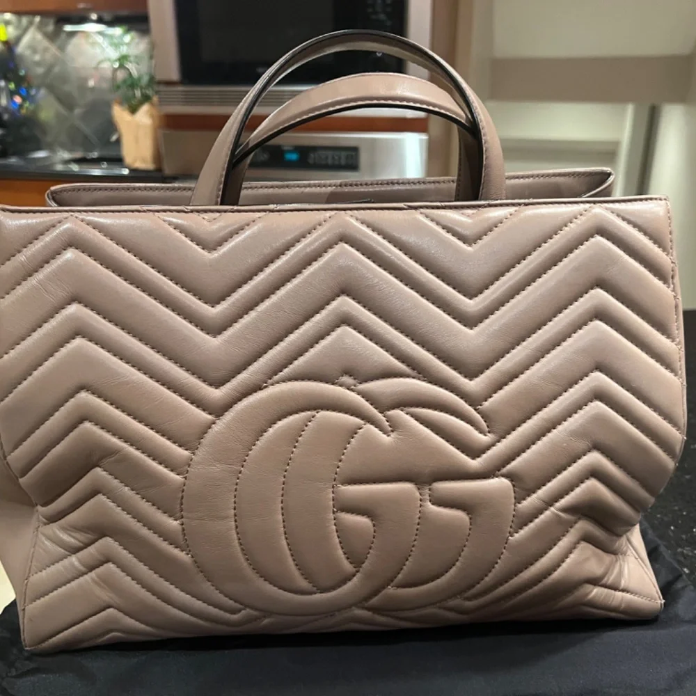 Gucci - Picture 2 of 2